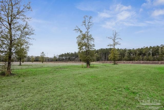 5S Chumuckla Hwy, Pace, FL 32571