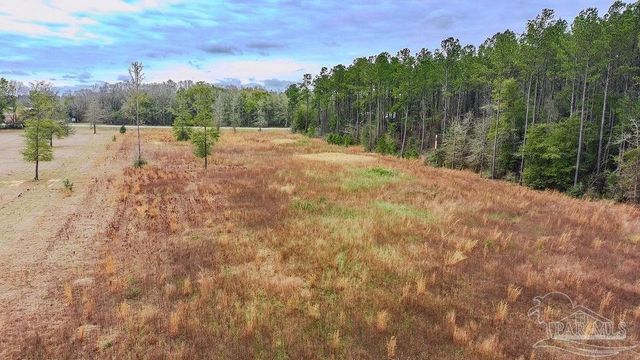 5S Chumuckla Hwy, Pace, FL 32571