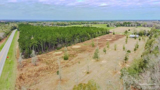 5S Chumuckla Hwy, Pace, FL 32571