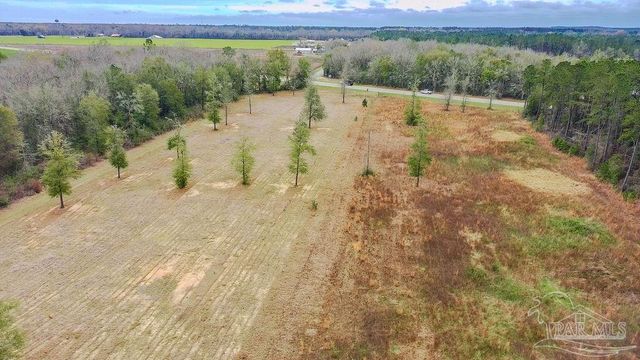 5S Chumuckla Hwy, Pace, FL 32571