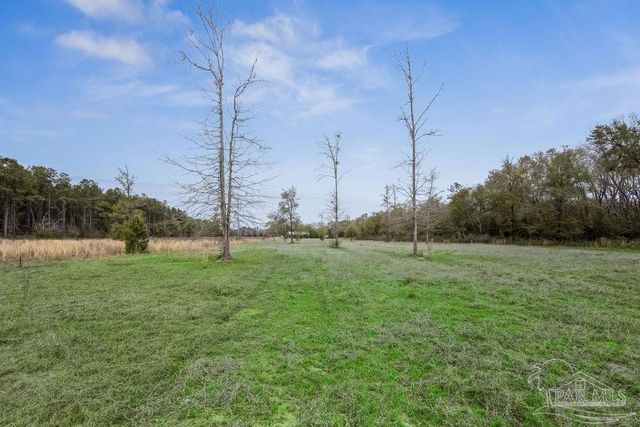 5S Chumuckla Hwy, Pace, FL 32571