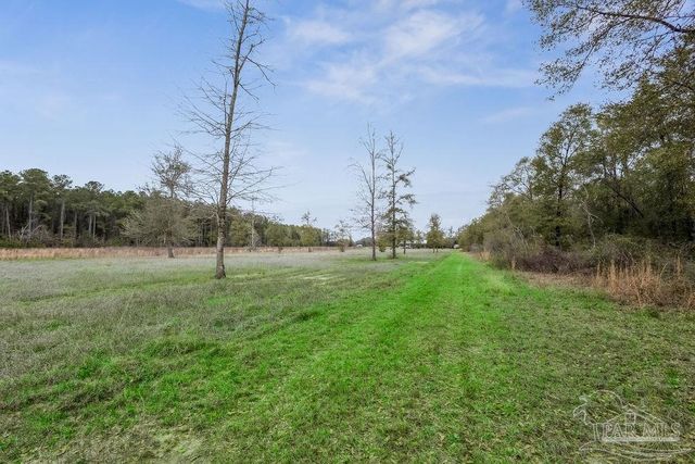 5S Chumuckla Hwy, Pace, FL 32571