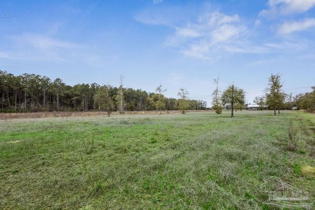 5S Chumuckla Hwy, Pace, FL 32571