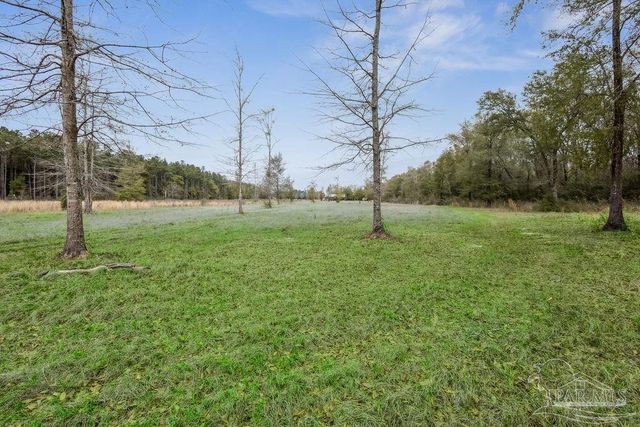 5S Chumuckla Hwy, Pace, FL 32571