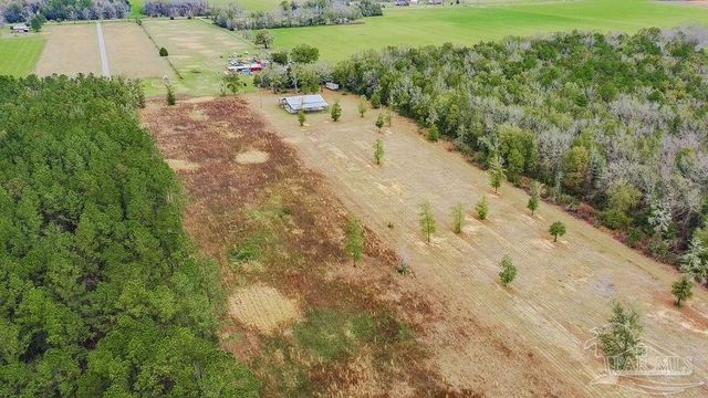 5S Chumuckla Hwy, Pace, FL 32571