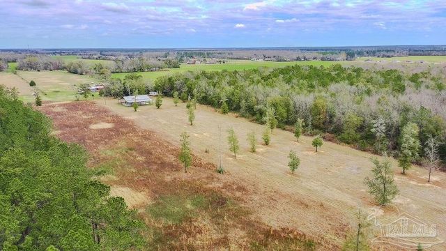 5S Chumuckla Hwy, Pace, FL 32571