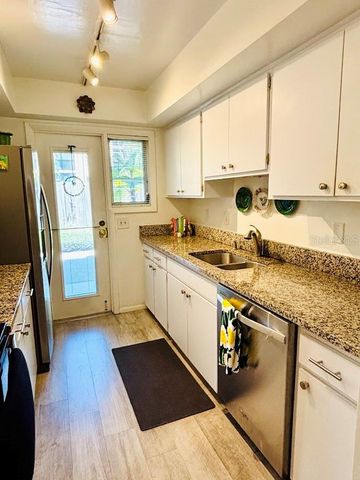 3711 ALMERIA AVENUE 3N, Sarasota, FL 34239