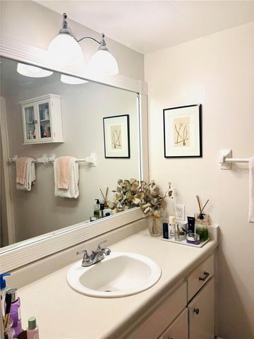 3711 ALMERIA AVENUE 3N, Sarasota, FL 34239