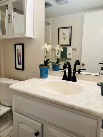 3711 ALMERIA AVENUE 3N, Sarasota, FL 34239