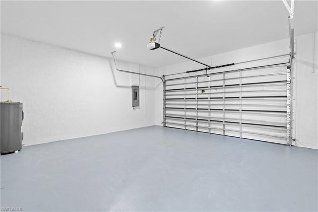 1247 Kismet PKWY W, Cape Coral, FL 33993