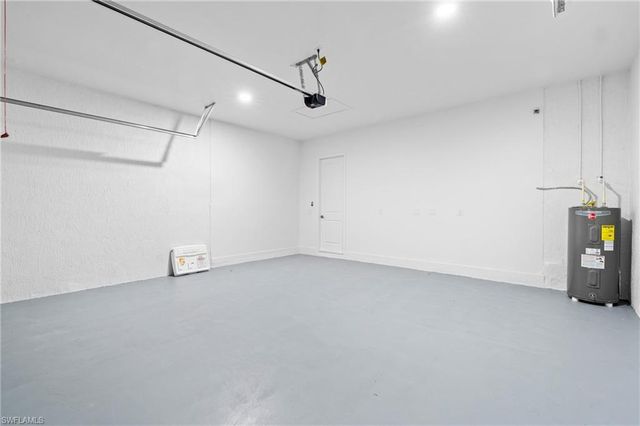 1247 Kismet PKWY W, Cape Coral, FL 33993