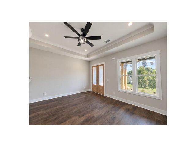 373 Stonington Drive, Mount Airy, GA 30563