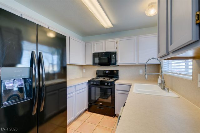 725 Anne Lane 725, Henderson, NV 89015