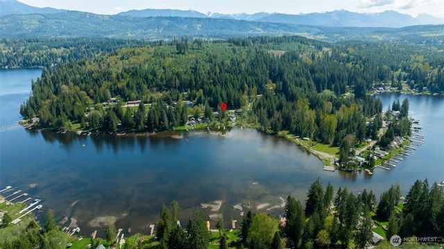 1414 Lake Roesiger Drive, Snohomish, WA 98290