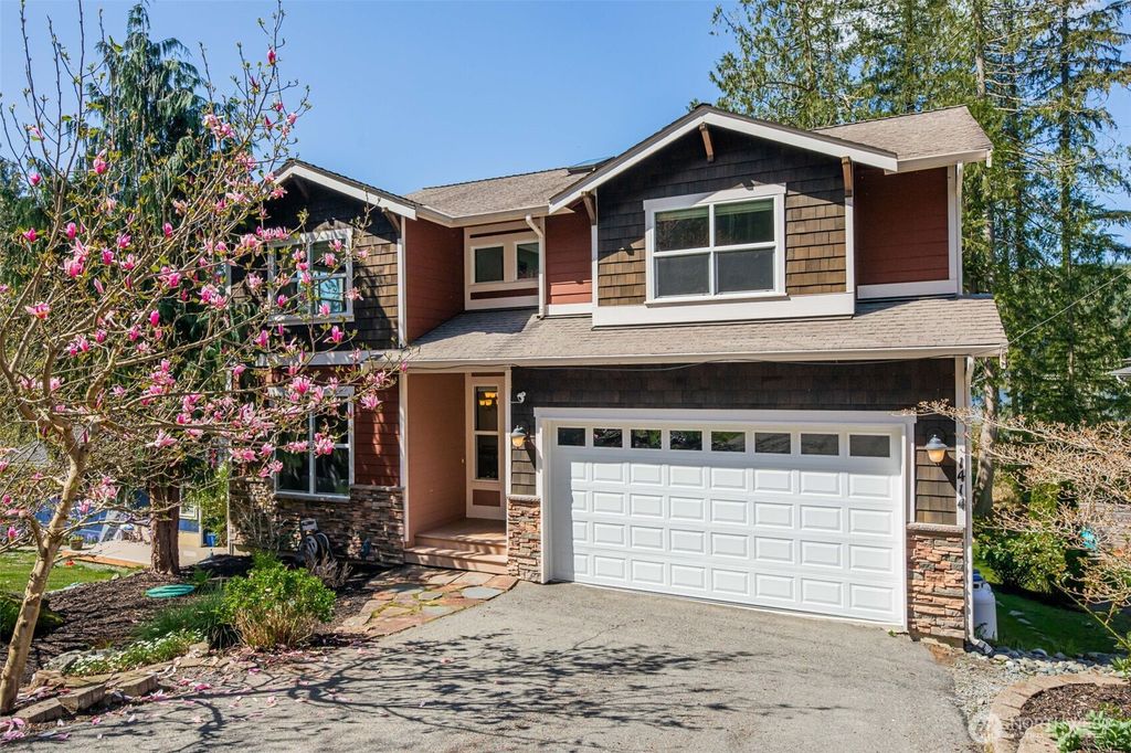 1414 Lake Roesiger Drive, Snohomish, WA 98290