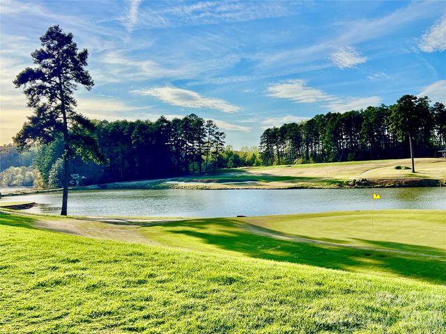 2411 Callaghan Court, Landis, NC 28088