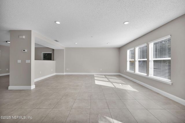 1154 DAWN CREEK Court, Jacksonville, FL 32218