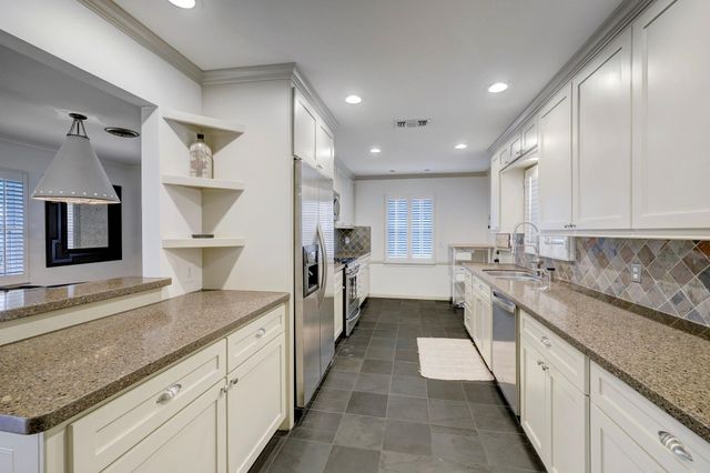 3422 Norris Drive, Houston, TX 77025