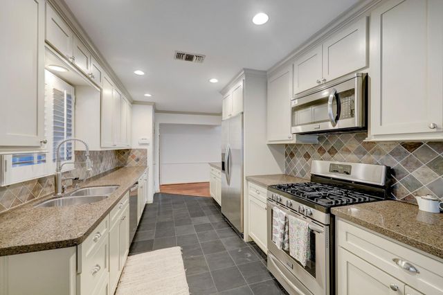 3422 Norris Drive, Houston, TX 77025