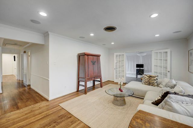 3422 Norris Drive, Houston, TX 77025