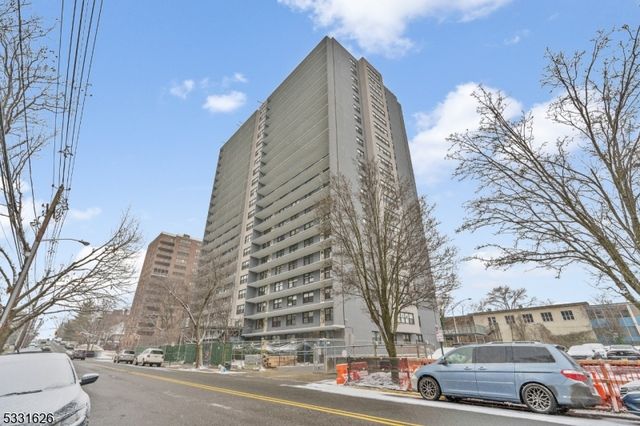 285 Aycrigg Ave 14C 14C, Passaic City, NJ 07055