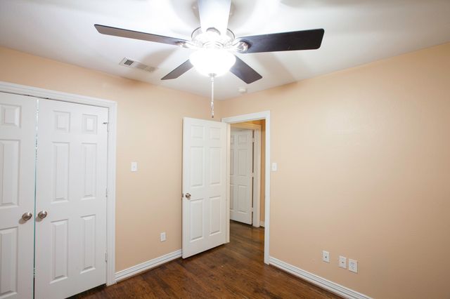 4741 Bradford Drive 4741B, Dallas, TX 75219
