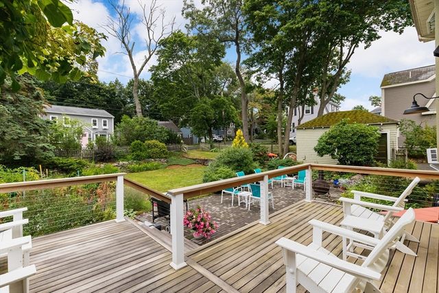 115 Aspen Rd, Swampscott, MA 01907
