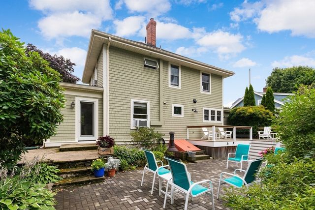 115 Aspen Rd, Swampscott, MA 01907