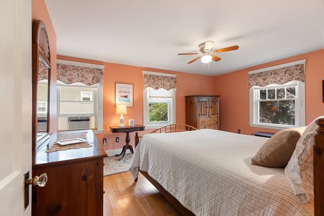 115 Aspen Rd, Swampscott, MA 01907