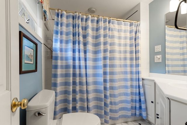 115 Aspen Rd, Swampscott, MA 01907