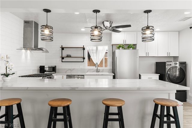 125 Cedar Street, Henderson, NV 89015