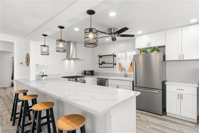 125 Cedar Street, Henderson, NV 89015