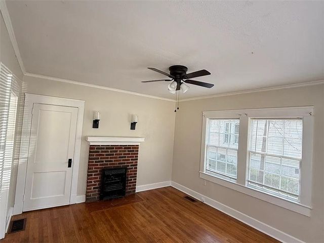 235 Ridgewood Avenue, Gainesville, GA 30501