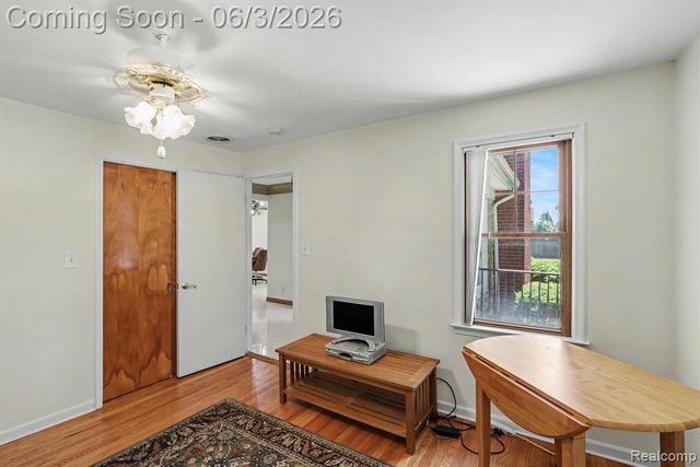 46430 Schoenherr Road, Utica, MI 48315