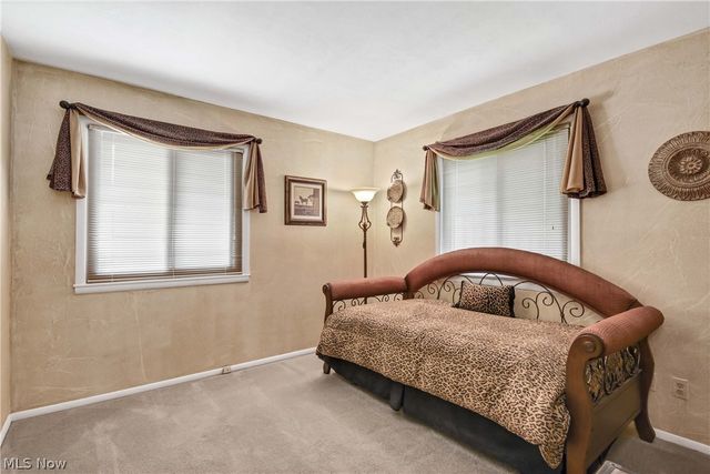 6518 Maplehurst Road, North Olmsted, OH 44070