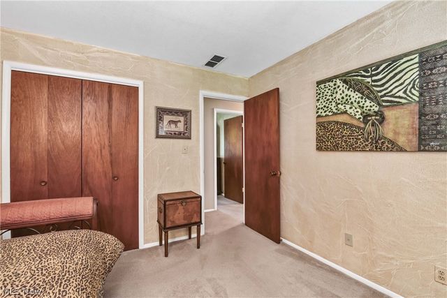 6518 Maplehurst Road, North Olmsted, OH 44070