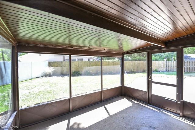 6518 Maplehurst Road, North Olmsted, OH 44070
