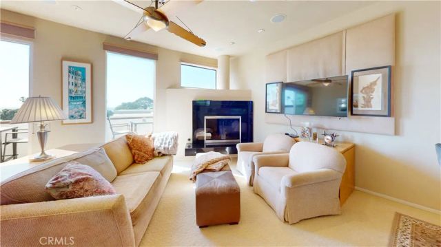 317 S Broadway C, Redondo Beach, CA 90277