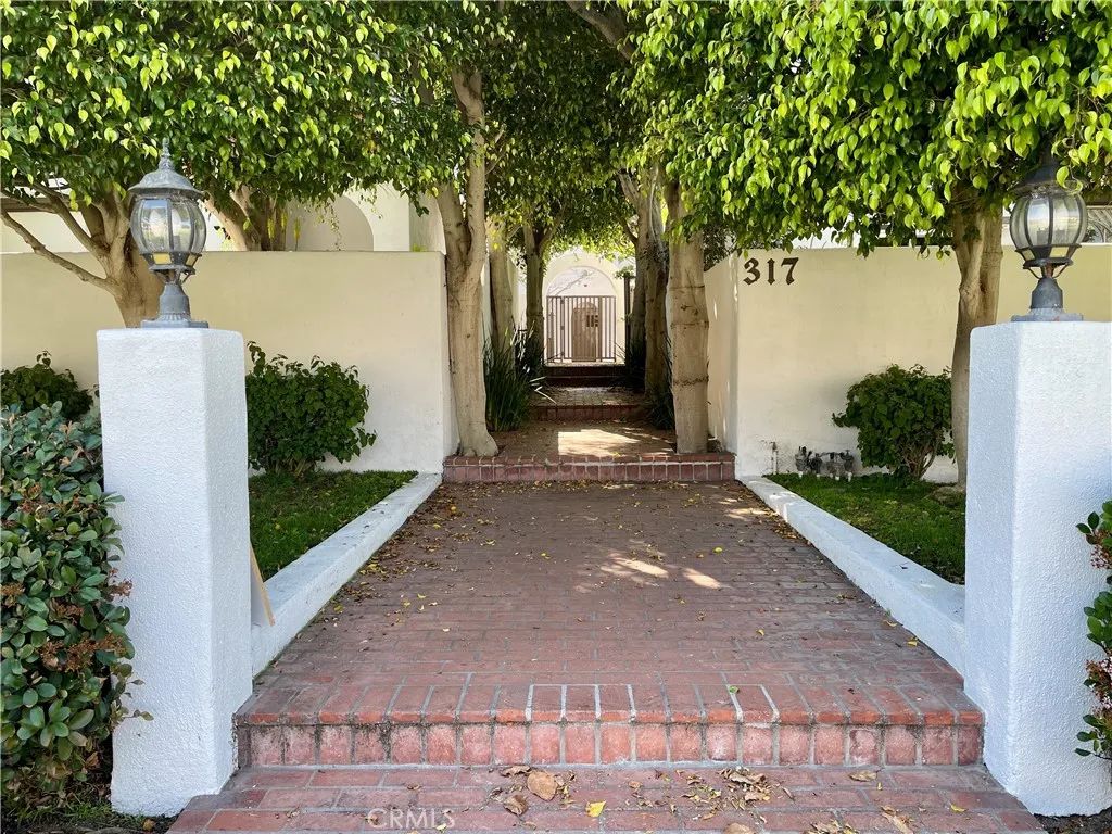 317 S Broadway C, Redondo Beach, CA 90277