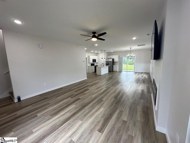 138 Lowe Road, Chesnee, SC 29323