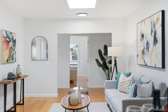 193 Hillcrest Drive, Daly City, CA 94014