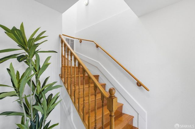193 Hillcrest Drive, Daly City, CA 94014