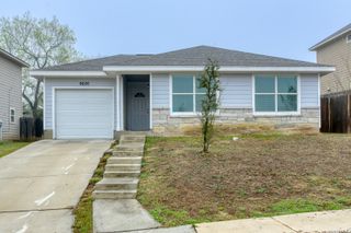 6626 Woodstock, San Antonio, TX 78223