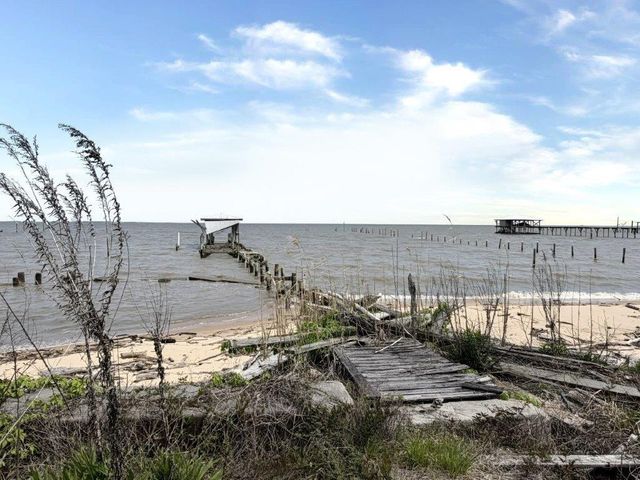 9057 Dauphin Island Parkway, Theodore, AL 36582