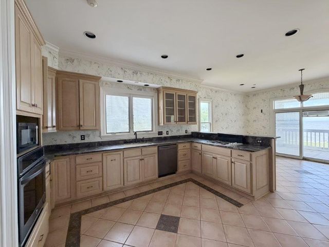 9057 Dauphin Island Parkway, Theodore, AL 36582