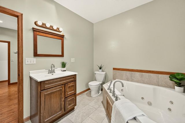842 2nd Street NW, Rochester, MN 55901