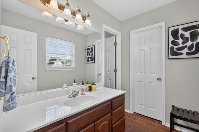 2400 S Willow Avenue, Broken Arrow, OK 74012