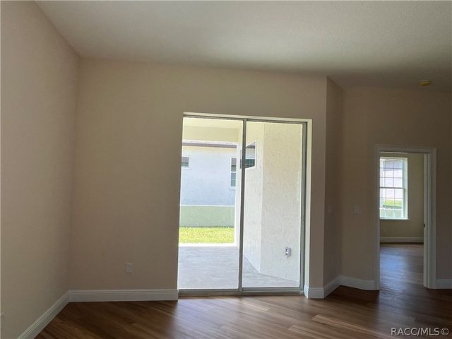 9209 S Deer Park Drive, Homosassa, FL 34446
