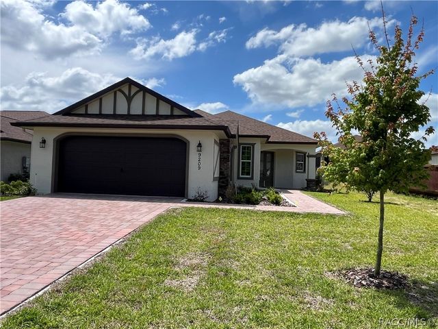 9209 S Deer Park Drive, Homosassa, FL 34446