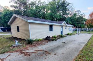 2137 E Oak Street, Newaygo, MI 49337